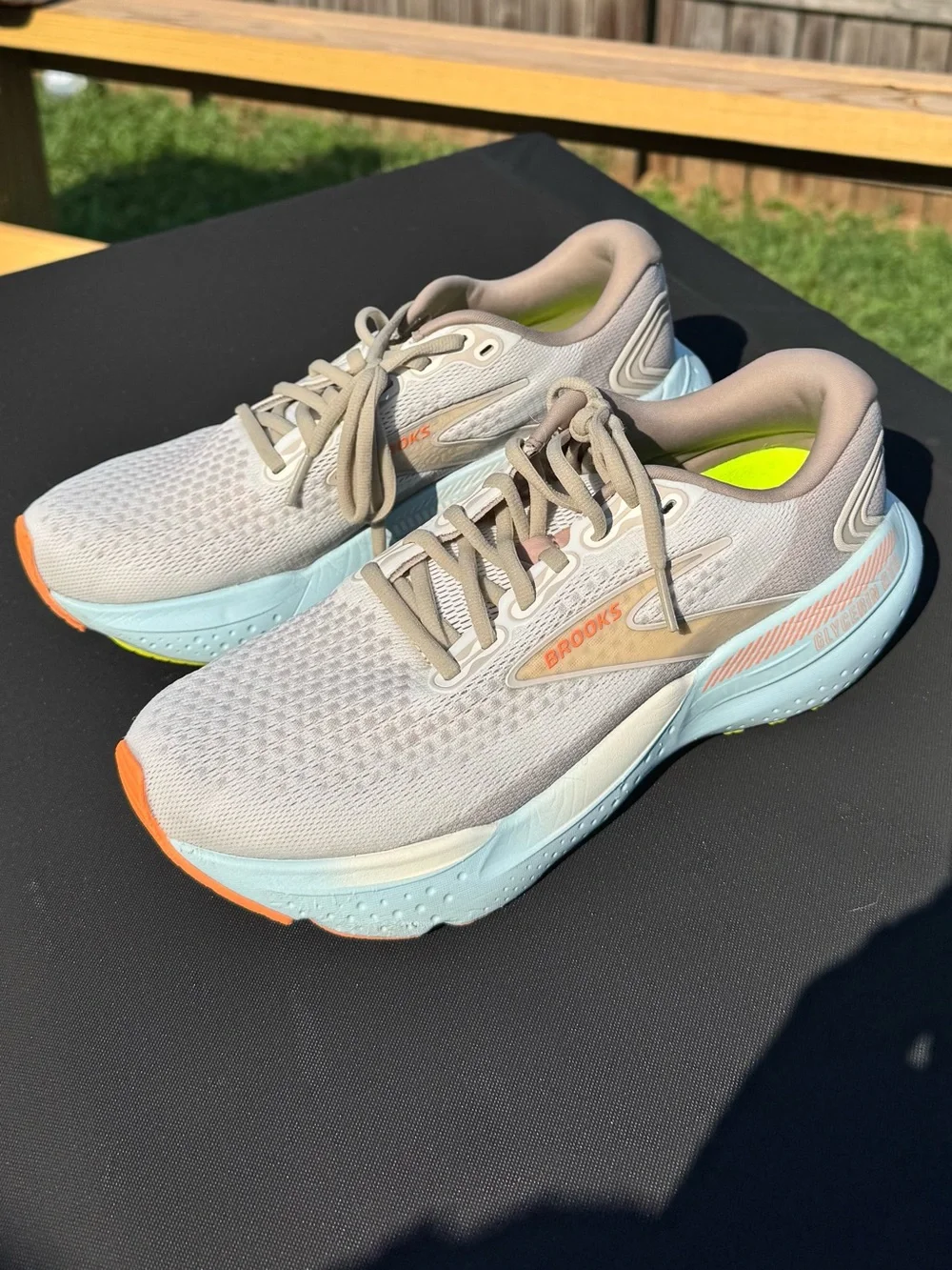 Brooks Glycerin 21 GTS Women’s Running Shoes in Coconut/Aqua/Autumn Sunset